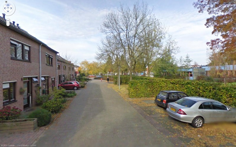 straat aanzicht oudelaan links nummer 2212 wijchen