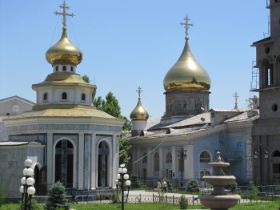7 Ook andere religies hebben hun kerken in Oezbekistan.jpg