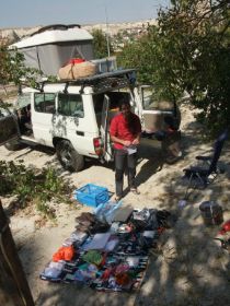 website fotoalbum cappadocie emiel zoekt spullen uit.JPG
