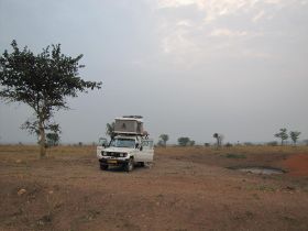 6 onze eerste nacht in Nationaal Park Murchison slapen we bij een waterpoel.jpg