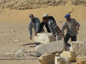 23 restauratie djoser pyramide.jpg