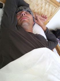 13 effe warm worden en bijslapen in een heerlijk hutje met stortdouche.jpg