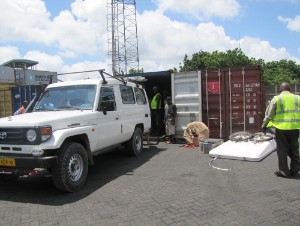 3 2 tent eraf en Buca past zomaar in de container