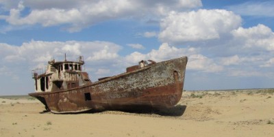 27 ook dit schip drijft niet meer 27 ook dit schip drijft niet meer